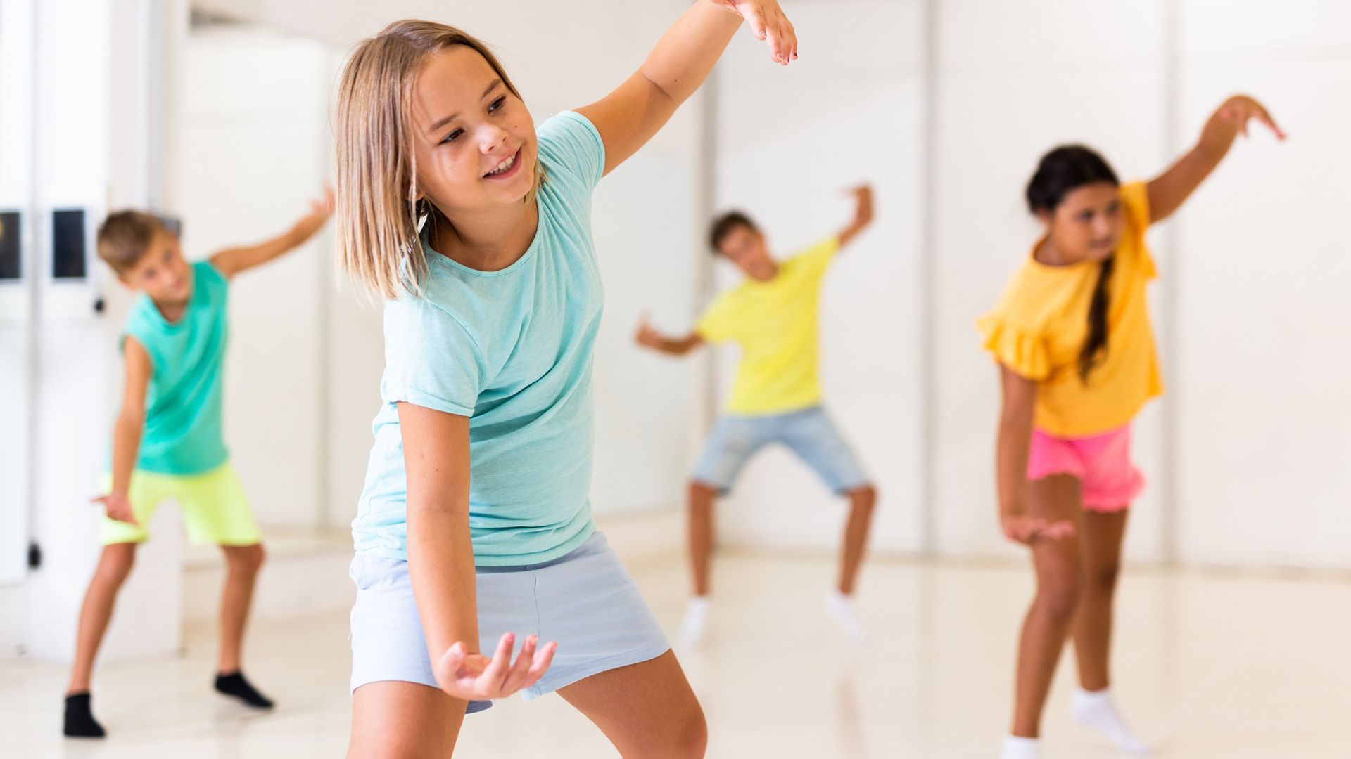 20 Ways Dance Builds Confidence & Moves Skills