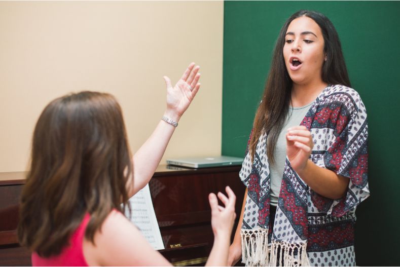 7 Reasons to Learn Singing with Vocal Lessons in Las Vegas